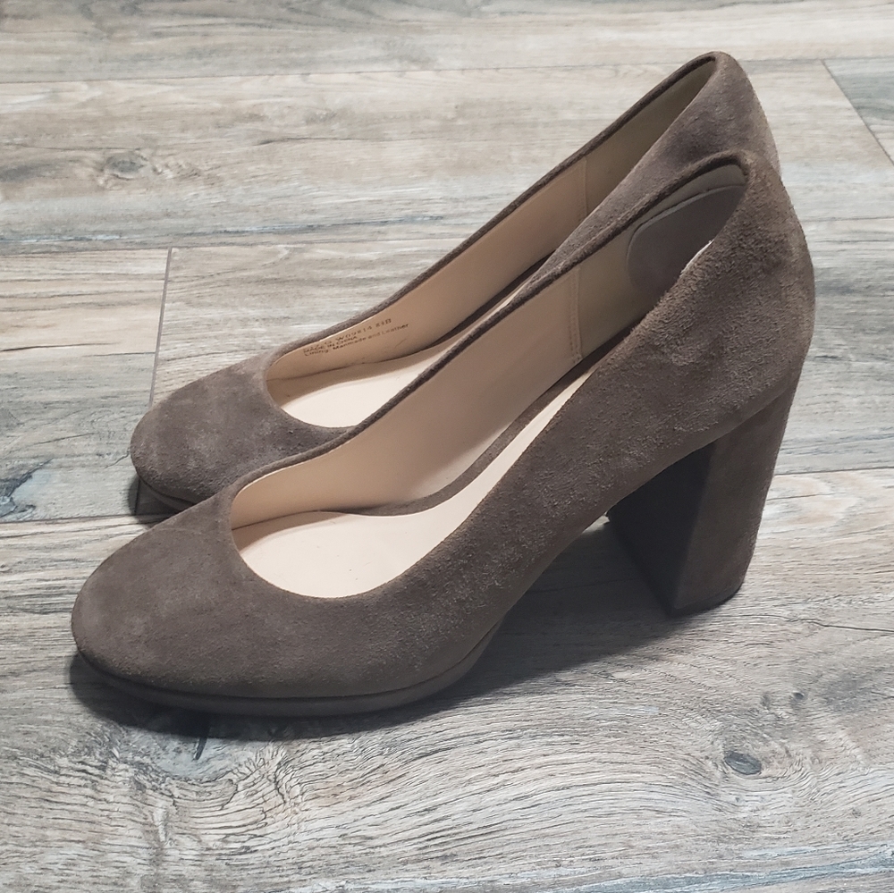 Cole Haan suede chunky heels right 8.5 & left 9 - Picture 9 of 10